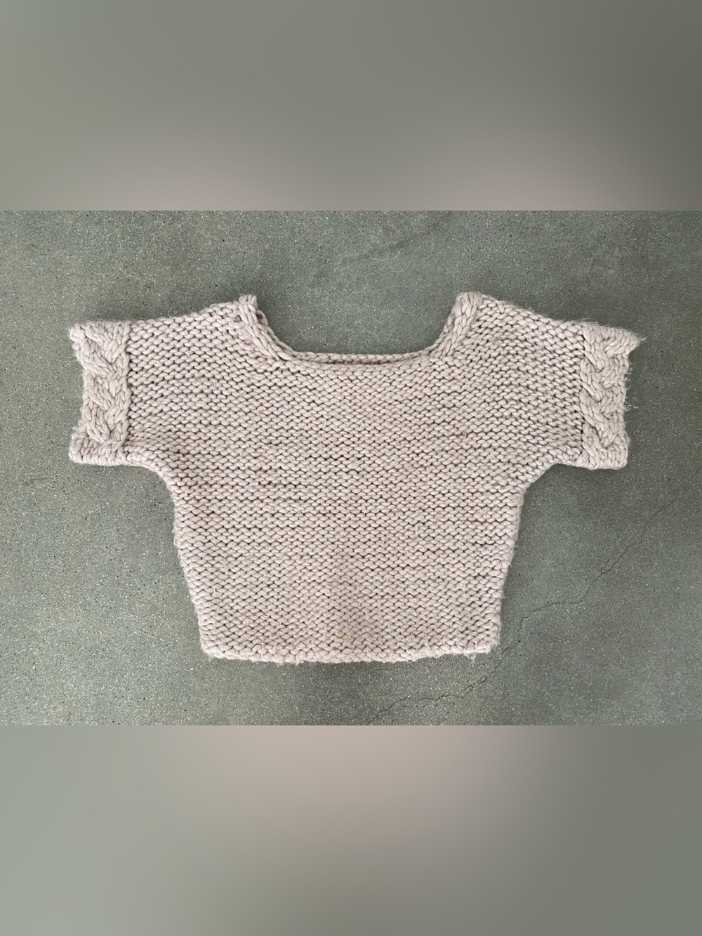 Cropped Chunky Knit Scoop-Neck Sweater - Light Beige